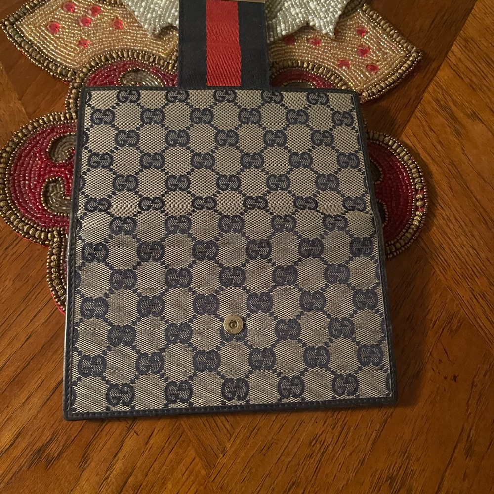 Gucci Navy and Red Monogram Wallet - Picture 4 of 9